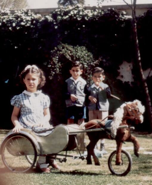 Paulina Lavista y sus amigos Emilio y Toño Echeverría, ca. 1951. Foto: Paulina Lavista.