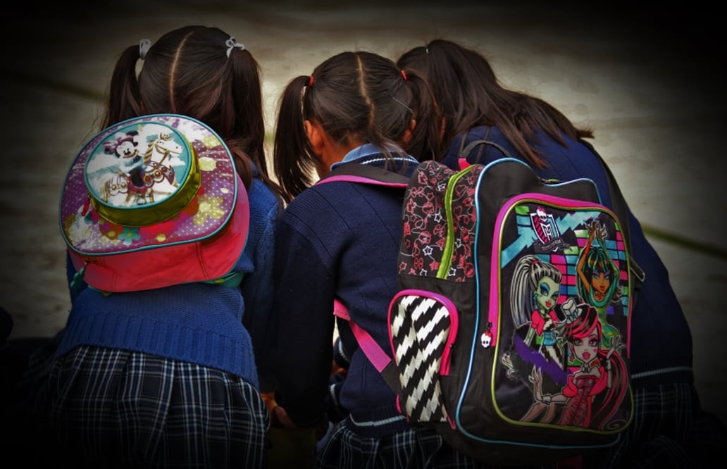 Niñas y niños asisten a la escuela. Foto: Archivo / EL UNIVERSAL