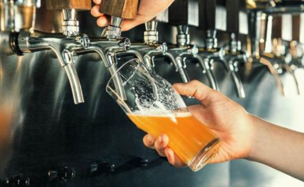 Mexicanos mayores de 40 años los más cerveceros