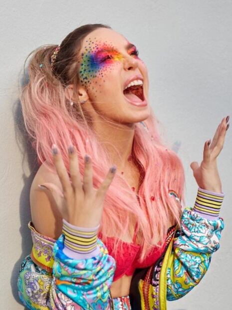 Belinda se viste de arcoíris para celebrar el orgullo LGBTTI+