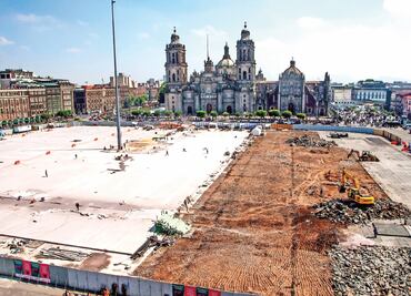 Trabajan las 24 horas en obras del Zócalo