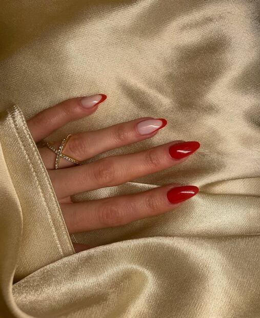 Uñas francesas con un toque especial para Año Nuevo. Foto: Pexels