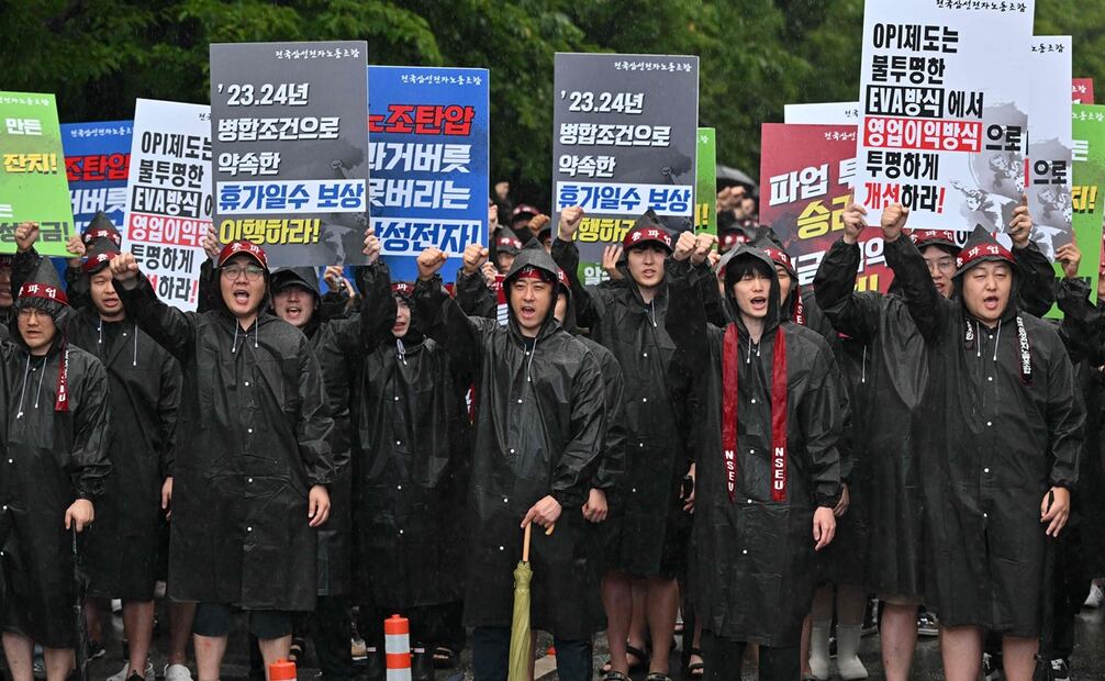 Durante estos tres días, el sindicato tiene previsto manifestarse a las puertas de la planta de Hwaseong (45 kilómetros al sur de Seúl), una de las más importantes de la empresa. Foto: Jung Yeon-je / AFP