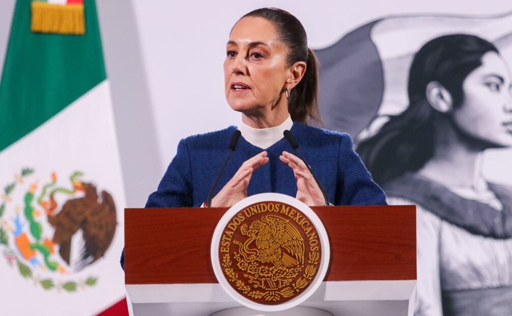 La Presidenta adelantó que en marzo van a terminar de pagar la cartera vencida a proveedores de la paraestatal Petróleos Mexicanos (Pemex), y en febrero presentarán sus leyes secundarias para unificar sus funciones. Foto: Axel Sánchez / EL UNIVERSAL