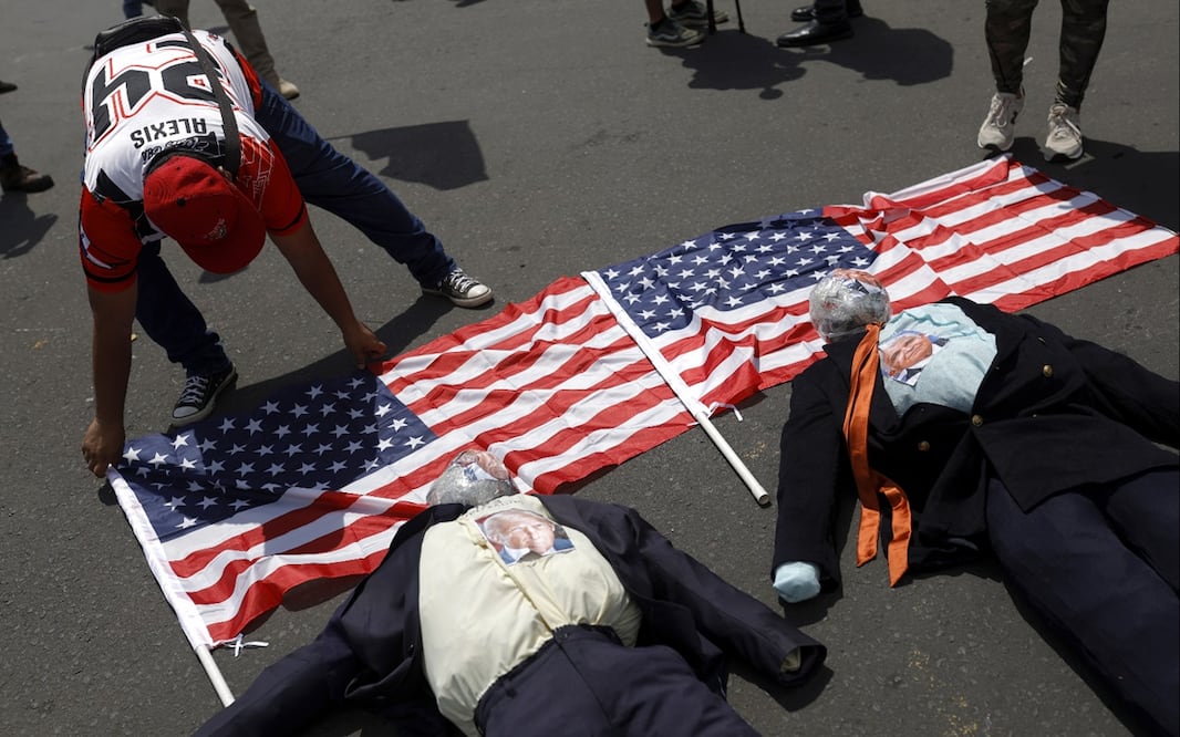 De los 46.2 millones de inmigrantes que vivían en Estados Unidos en 2022, 24.5 millones -53%- eran ciudadanos naturalizados. Foto: EFE/Archivo