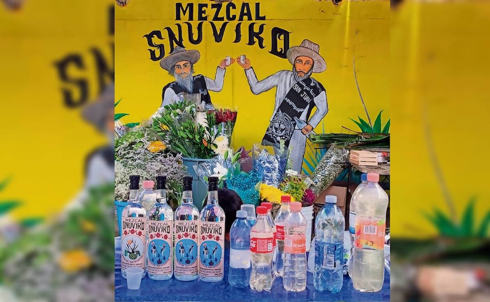 Antes de las redadas, Héctor Galindo enviaba cerca de 50 botellas de mezcal a Michigan o Florida. Foto: Especial