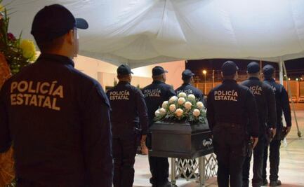 Rinden homenaje a policía muerto en Nuevo Laredo