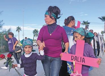 Marchan en el país contra feminicidios y desapariciones