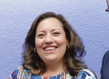 Presidenta del IVAI, barco en gobierno de Yunes