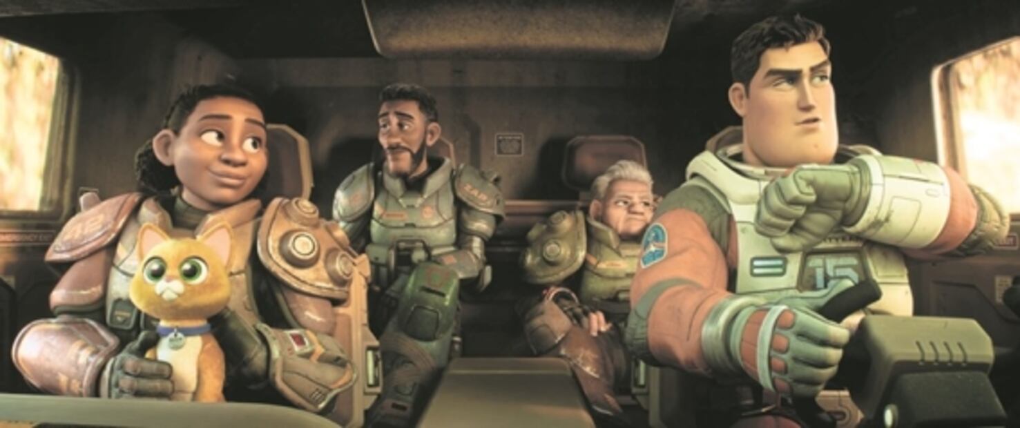 Buzz lightyear vuela hacia la inclusión