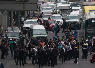 Alertan por al menos 10 bloqueos por parte de policías federales en CDMX