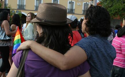 DIF aprueba preadopción de menores a dos familias homoparentales