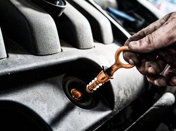 Servicio de mi auto: ¿Qué es, cada cuánto se hace y cuál es su costo?