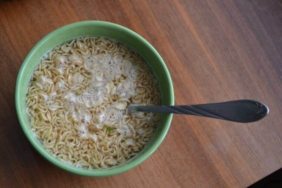 ¿De qué están hechas las sopas instantáneas?