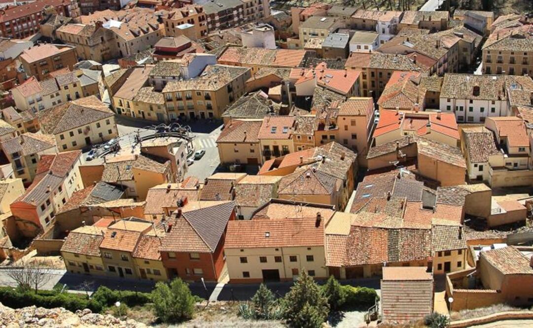 España planea limitar el número de viviendas que compran los extranjeros, aumentando hasta 100% los impuestos sobre las viviendas adquiridas por personas que no sean ciudadanas de la Unión Europea. Foto: iStock