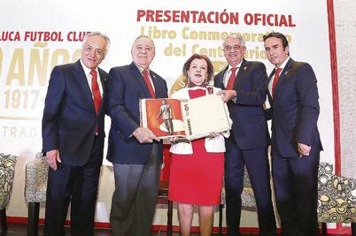 Toluca presenta su libro