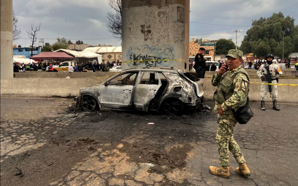 La explosión de pipa en Puente de la Concordia dejó 28 autos calcinados, el miércoles 10 de septiembre de 2025. Foto: Juan Carlos Williams/EL UNIVERSAL