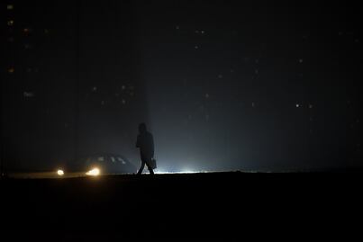 Tras bombardeos rusos Ucrania anuncia apagones en todo el país