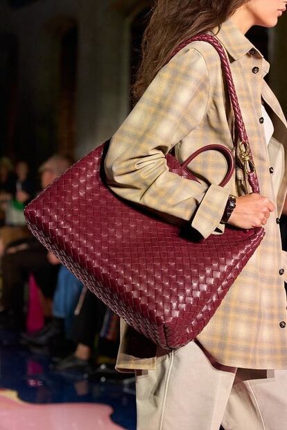 7 tipos de bolsos que serán tendencia en primavera 2023