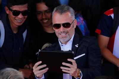 La peculiar forma de anunciar los refuerzos de Chivas