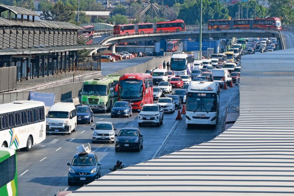 Sin escaleras eléctricas, arranca Cetram I. Verdes