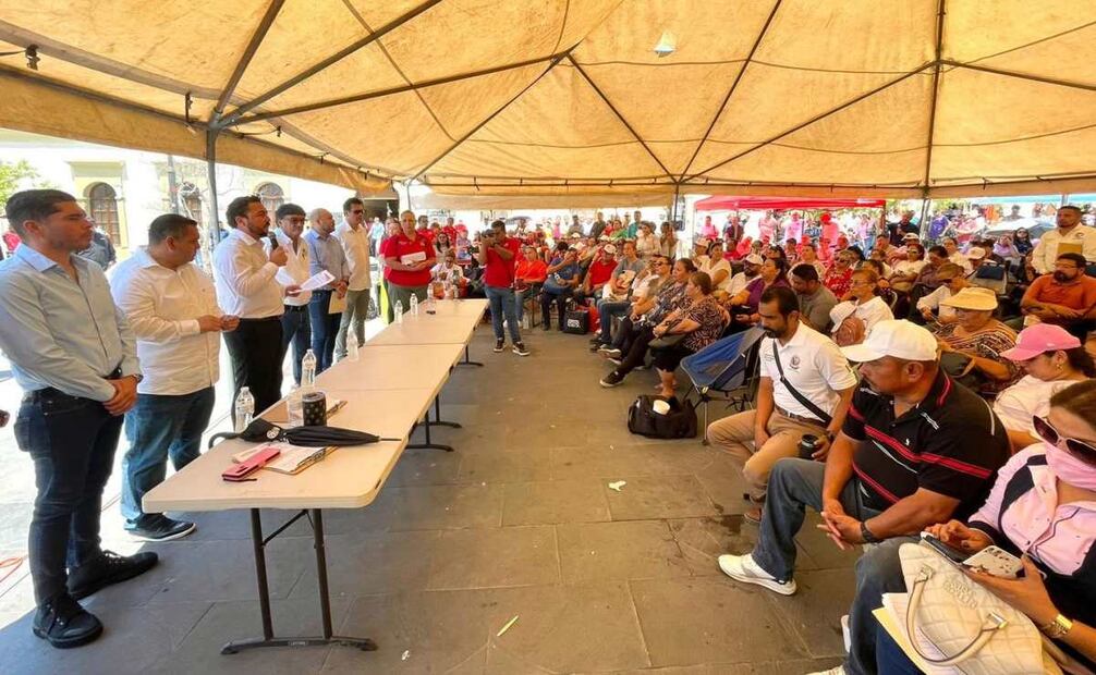 La base trabajadora acordó reunirse mañana para tener certeza del avance de los pagos y que se vean reflejados y entonces valorarían si levantarían la suspensión de labores. Foto: Especial