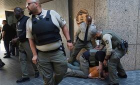 Hay 11 mexicanos entre los detenidos en redadas migratorias en Los Ángeles; al menos 44 personas fueron arrestadas el viernes