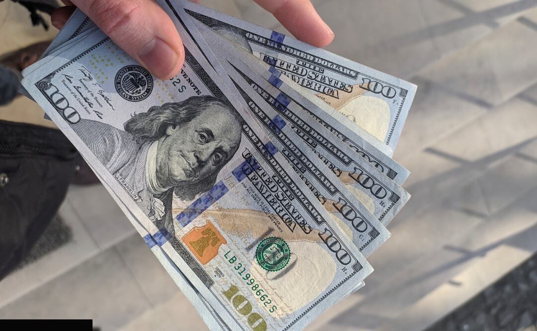 Las leyes aduanales y fronterizas establecen un límite de dinero que los viajeros pueden ingresar a Estados Unidos. Imagen: Unsplash