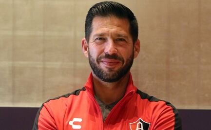 Benjamín Mora lanza duro mensaje a los técnicos mexicanos: No hay que victimizarse