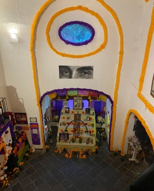 Casa de “El Indio” Fernández recuerda a compositores e intérpretes con ofrendas