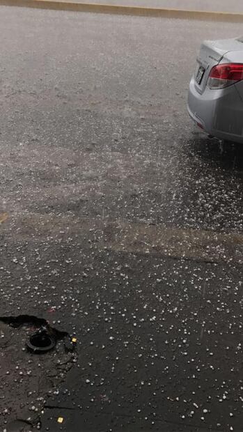 Graniza en Iztapalapa; llueve en otras 3 delegaciones
