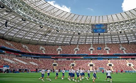 Moscow celebrates grand opening for the World Cup