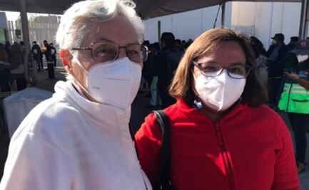 "Hay que ponerse la vacuna de refuerzo": abuelitos tras tercera dosis en Tlalpan