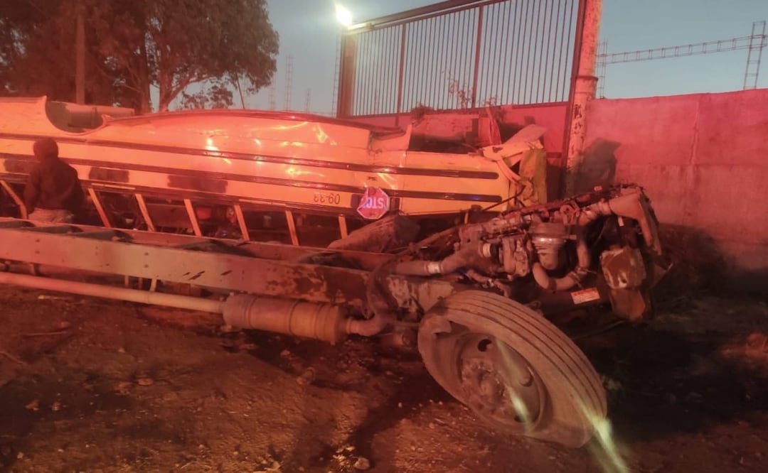 Volcadura de camión en la Morelos-Calera; mueren cinco jornaleros y hay al menos 16 heridos. Foto: Especial