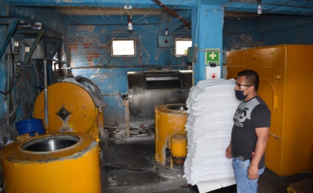 ¿Turco, vapor o regaderazo? Covid evapora en CDMX tradición de los baños públicos