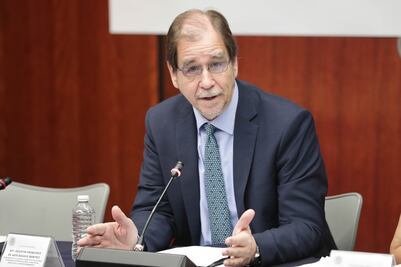 Pide Basave tratar a EU con la misma firmeza que a Venezuela