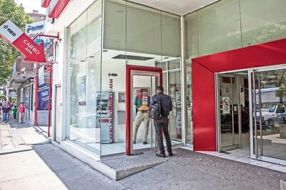 Suben ganancias de bancos, reporta CNBV