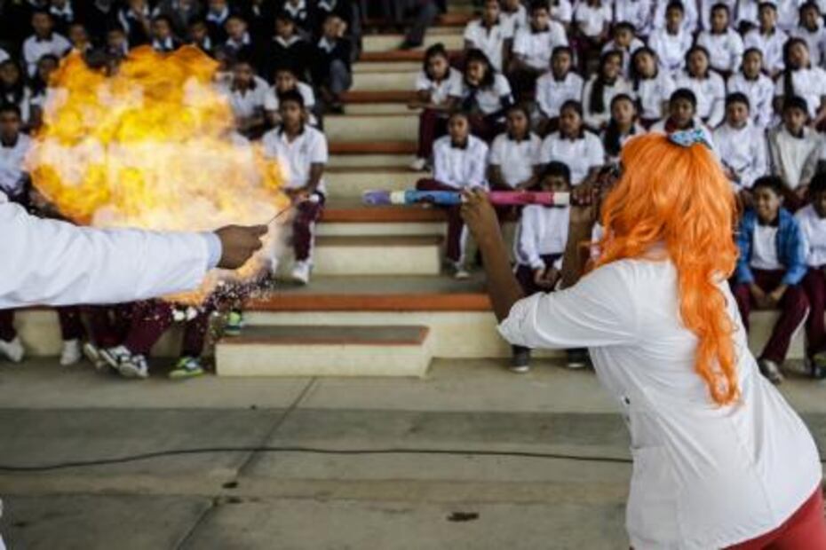 Borita y Telurio impulsan la ciencia con toque de comedia