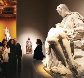 Amplían horarios para despedir a Miguel Ángel