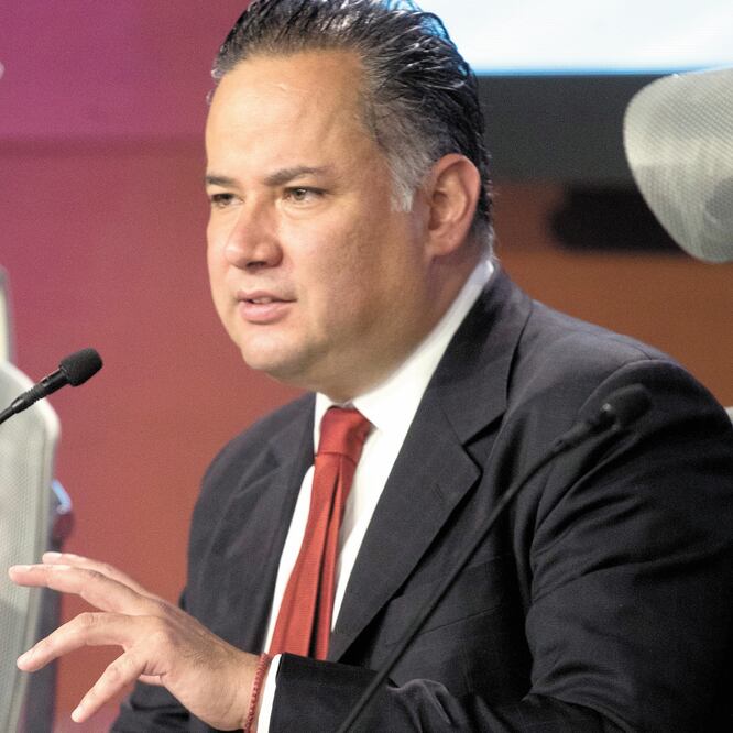 Activan cuentas de siderúrgica. Para evitar perjudicar a trabajadores, la Unidad de Inteligencia Financiera, que lidera Santiago Nieto, descongeló 47 cuentas de AHMSA. ARCHIVO EL UNIVERSAL