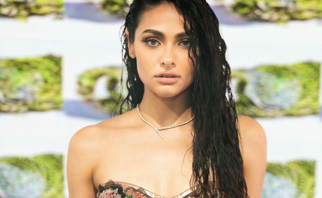 La joyería corporal es tendencia en 2022 / Foto: Instagram @rennotni