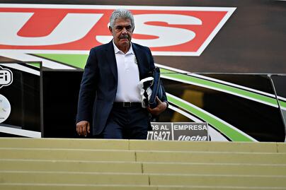 Ricardo Ferretti respaldó los miniciclos de Gerardo Martino
