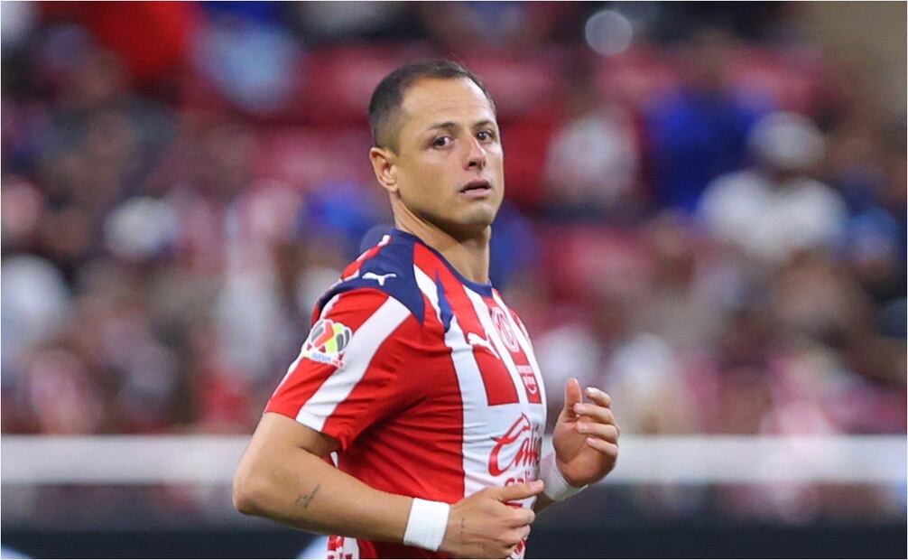 FOTO: IMAGO7 - Javier 'Chicharito' Hernández es abucheado por la afición de Chivas