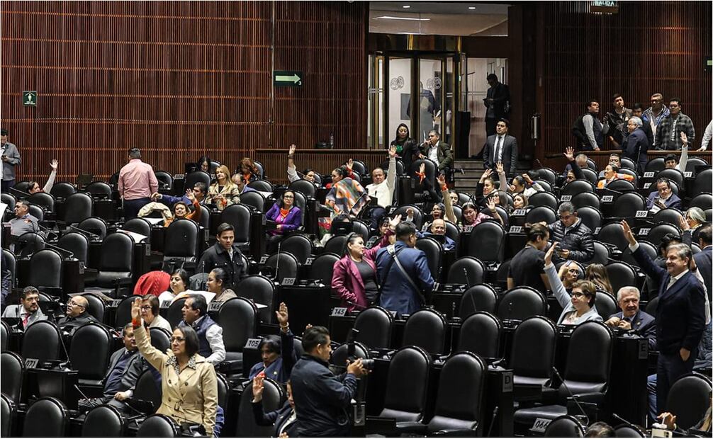 Diputados avalan Ley de Ingresos. Foto: Gabriel Pano/EL UNIVERSAL