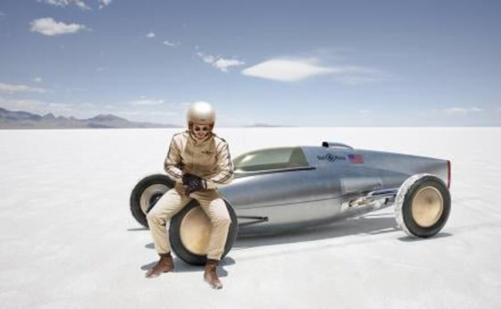 Nuevo bólido retro de Bell & Ross inspira dos relojes