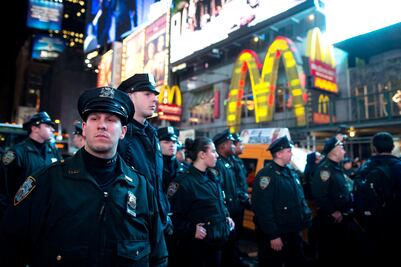 Auto atropella a peatones en Nueva York; hay al menos 10 heridos