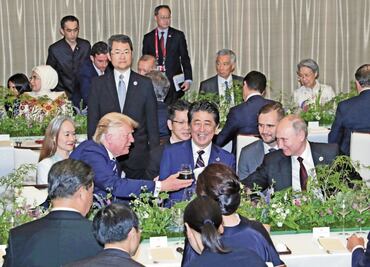 Trump a Putin: no se meta en las elecciones