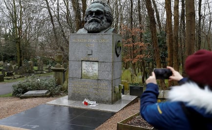 Vandalizan la tumba de Karl Marx en Londres