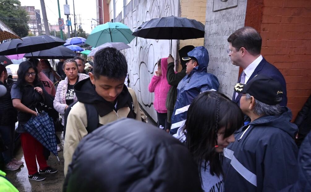 Arranca operativo “Regreso a Clases Seguro”; más de 15 mil policías vigilan escuelas en CDMX. Foto: Especial
