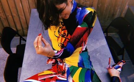 Dua Lipa le copia el look a Gigi Hadid y se vuelve viral 